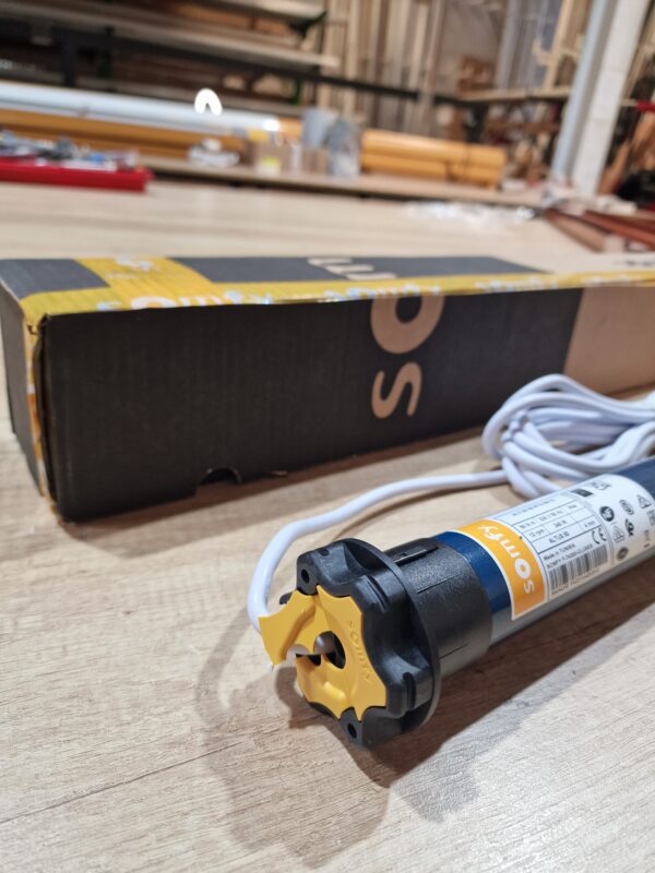 Motor Somfy RTS para toldo cofre