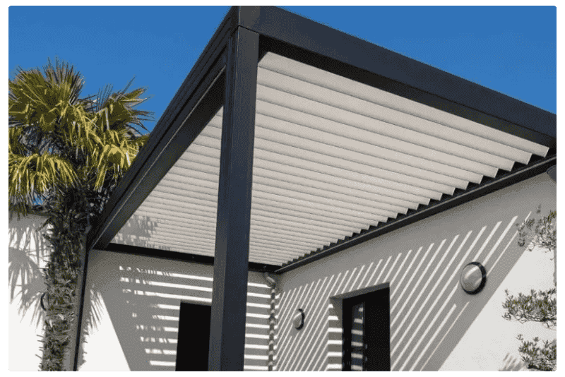 pérgola bioclimática jardín